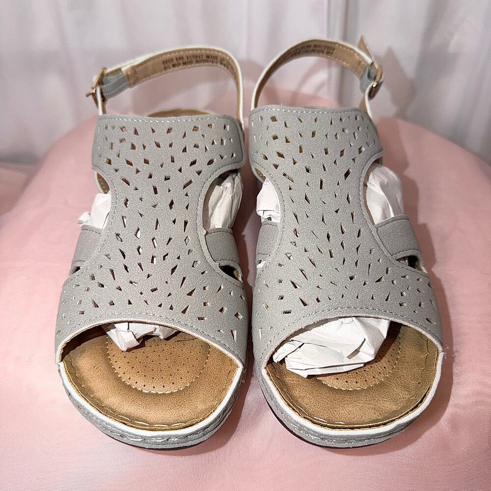 NWOT Soft Walker Women’s Open Toe Grey Slingback Sandals Size 39